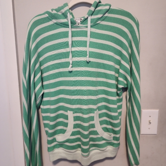 Forever 21 Sweaters - Forever 21 Hoodie